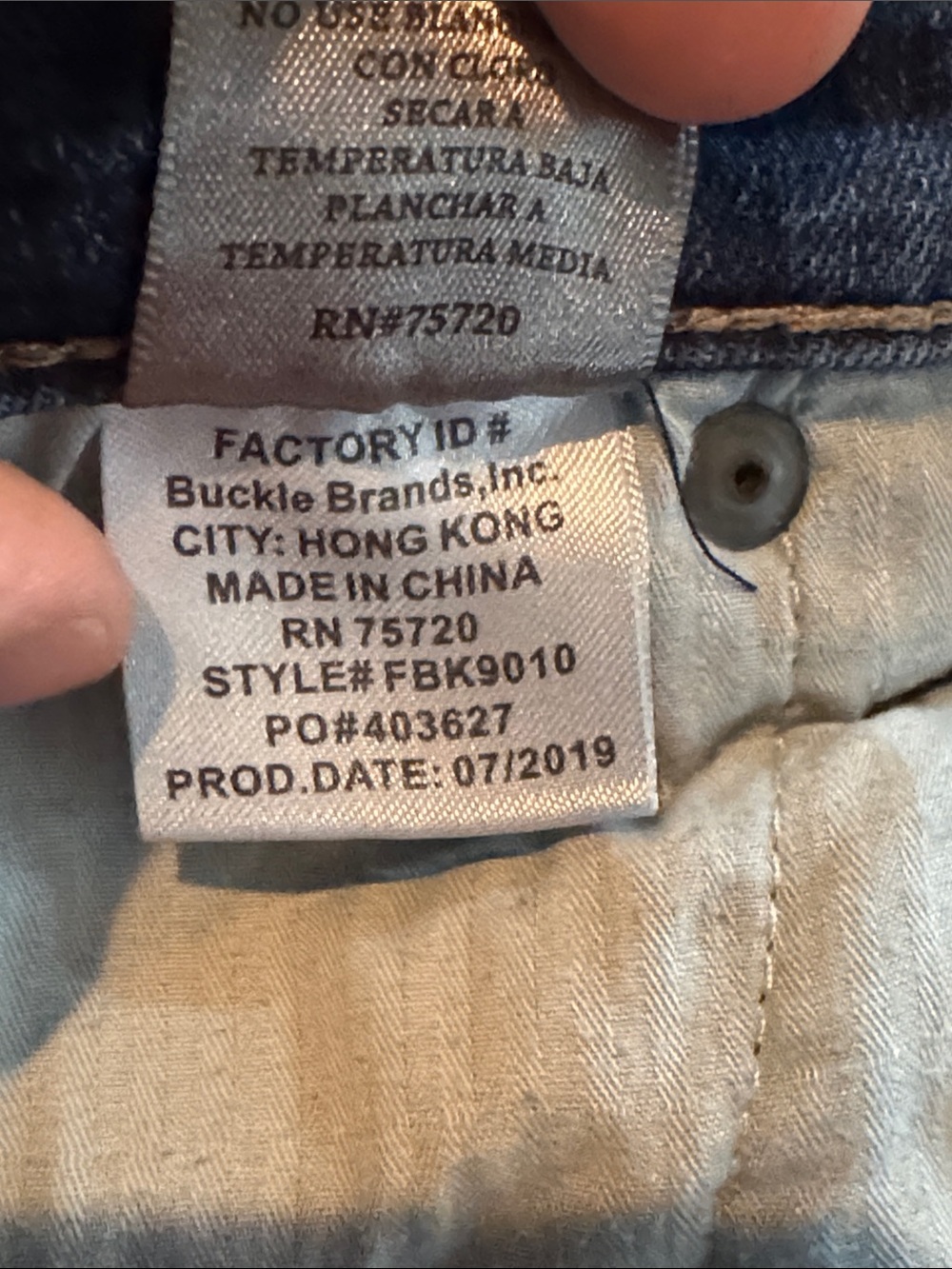 BKE DENIM CONNER SIZE 10 BOOTLEG JEANS BOYS LIKE NEW - Picture 15 of 16